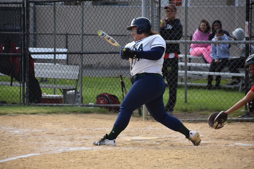 Softball: Cougars struggle to score runs against Newark East Side in 5-2 ECT loss