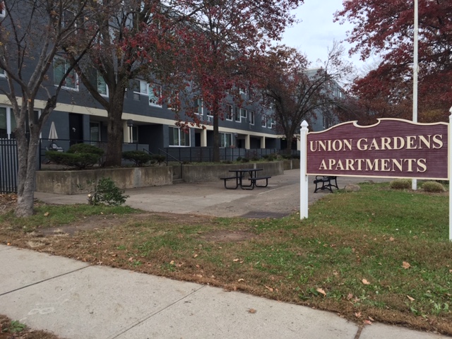 Mayor wants safety concerns at apartment complex addressed